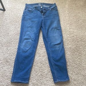 JEANS ✨✨Old Navy Boyfriend Mid-Rise Jeans